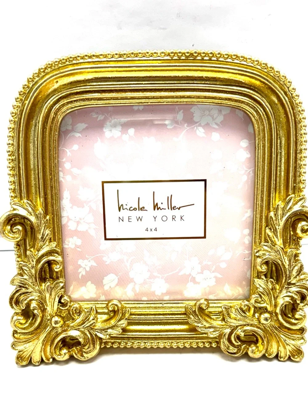 Nicole Miller New York Baroque Style 4 x 4 Gold Picture Frame Easel Back F441004